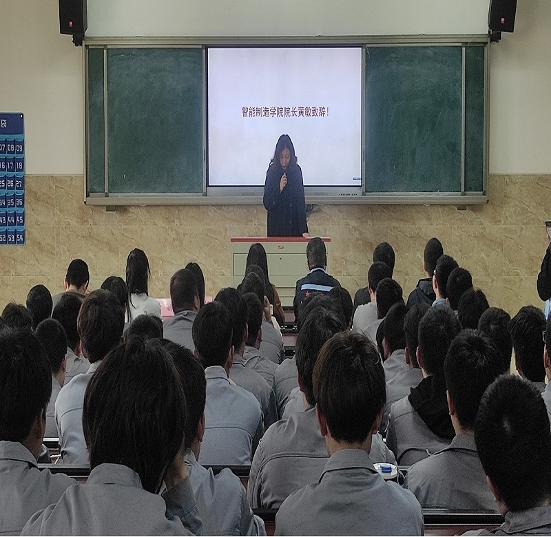 黄敏.jpg